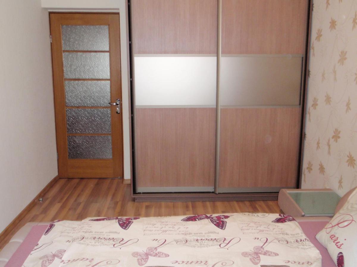 Central Cietoksna Street Apartment Daugavpils Ngoại thất bức ảnh