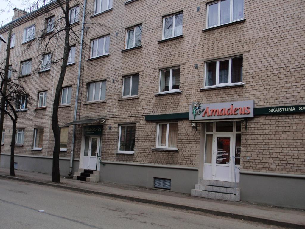 Central Cietoksna Street Apartment Daugavpils Ngoại thất bức ảnh